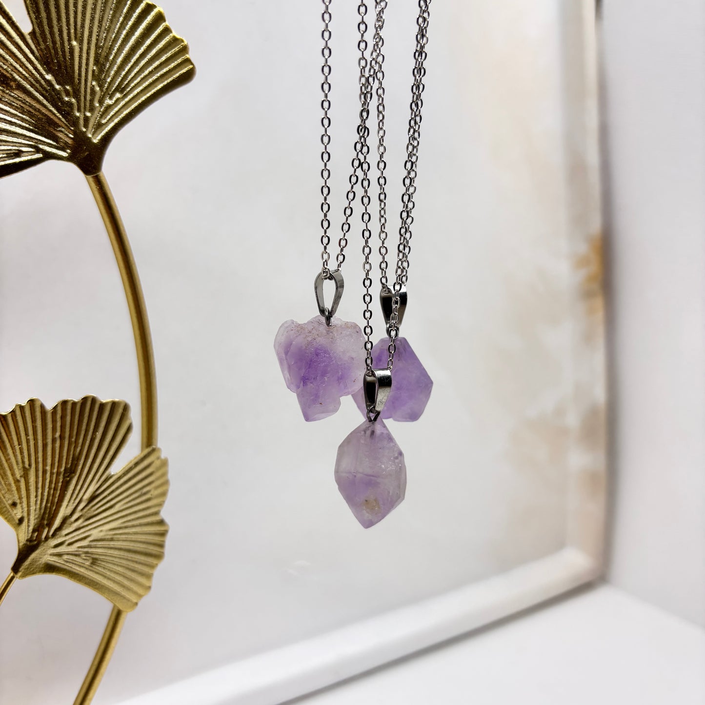 Amethyst-Halskette – Naturstein-Anhänger an silberfarbener Kette